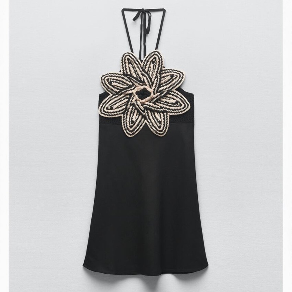 WORN ONCE HALTER CROCHET FLOWER MINI DRESS